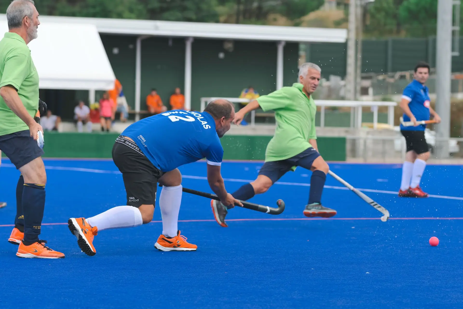 Jugada en un partido masculino